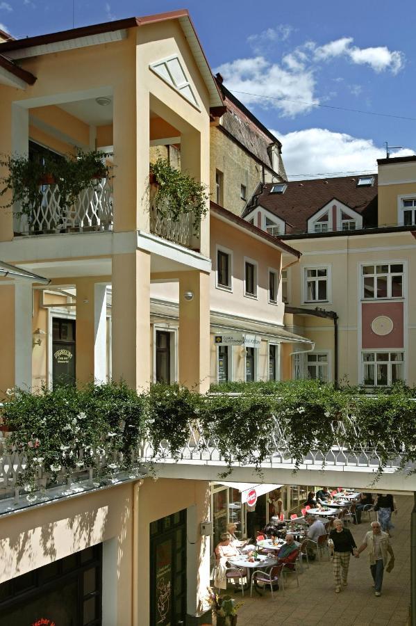 Apartmany Cesky Dvur Марианске-Лазне Экстерьер фото